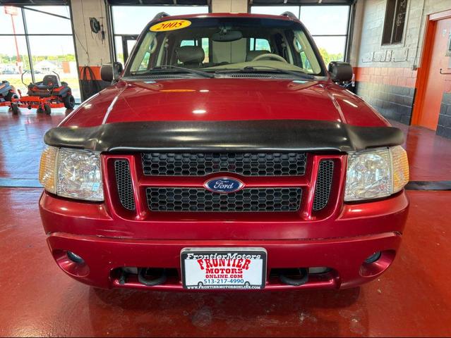 Photo of 2005 Red Fire Clearcoat Ford Explorer Sport Trac