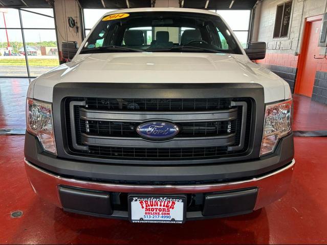 Photo of 2014 Oxford White Ford F-150