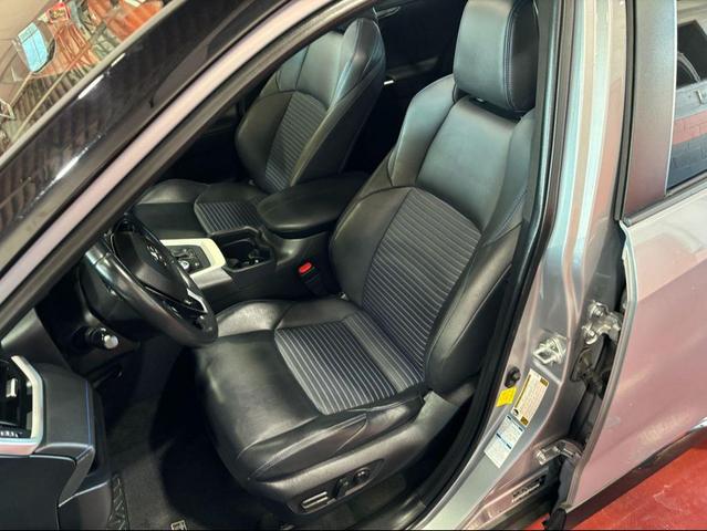 Photo of 2020 Silver Sky Metallic w/Midnight Black Roof Toyota RAV4 Hybrid