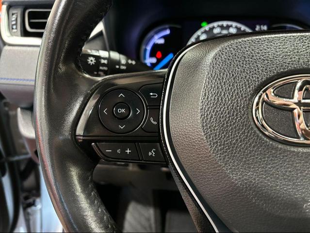 Photo of 2020 Silver Sky Metallic w/Midnight Black Roof Toyota RAV4 Hybrid