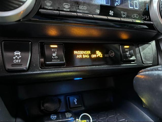 Photo of 2020 Silver Sky Metallic w/Midnight Black Roof Toyota RAV4 Hybrid