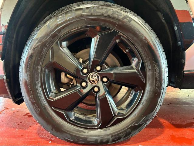 Photo of 2020 Silver Sky Metallic w/Midnight Black Roof Toyota RAV4 Hybrid