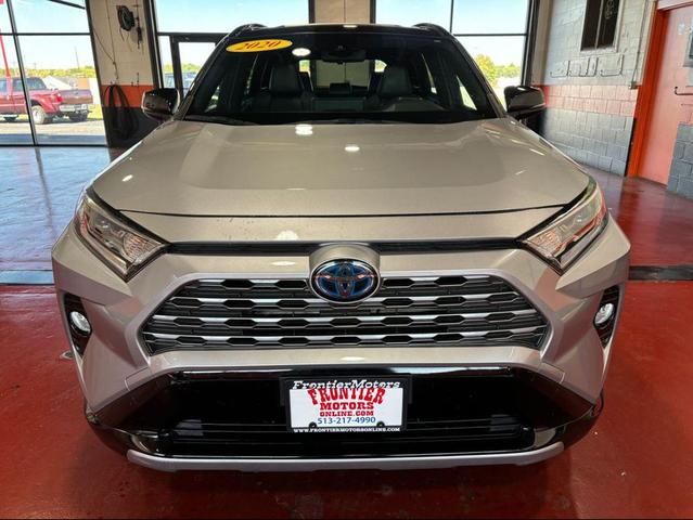 Photo of 2020 Silver Sky Metallic w/Midnight Black Roof Toyota RAV4 Hybrid