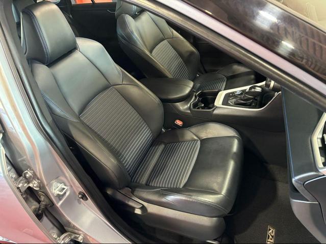 Photo of 2020 Silver Sky Metallic w/Midnight Black Roof Toyota RAV4 Hybrid
