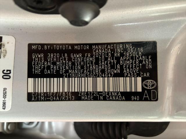Photo of 2016 Classic Silver Metallic Toyota Corolla