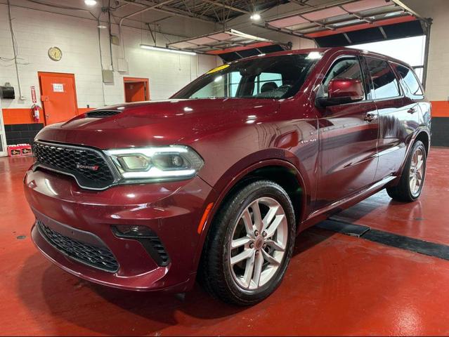 Photo of 2022 Octane Red Pearlcoat Dodge Durango