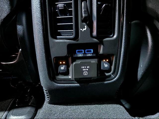 Photo of 2022 Octane Red Pearlcoat Dodge Durango