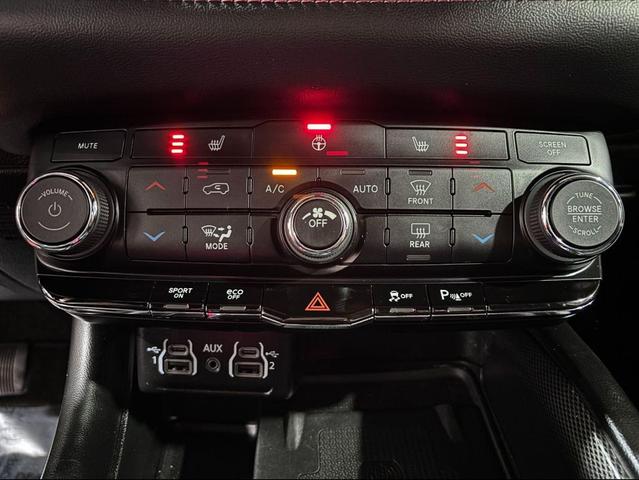 Photo of 2022 Octane Red Pearlcoat Dodge Durango