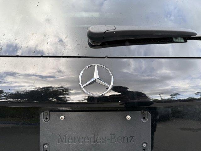 Photo of 2024 Night Black Mercedes-Benz GLB 250