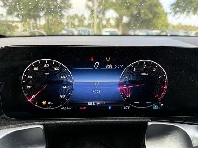 Photo of 2024 Night Black Mercedes-Benz GLB 250