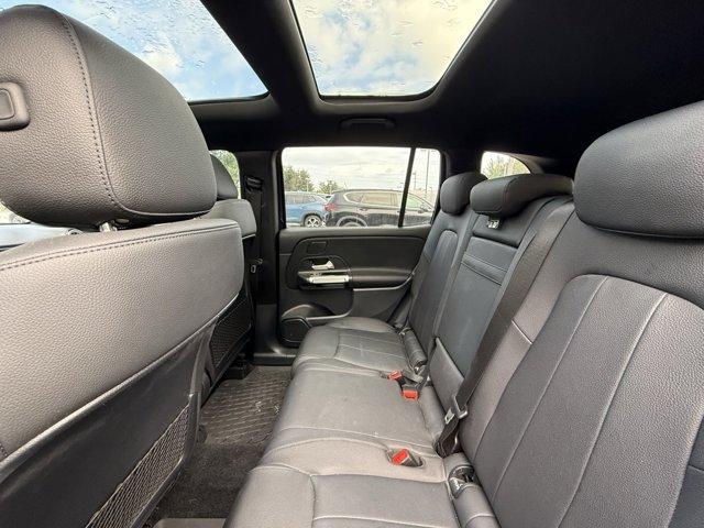 Photo of 2024 Night Black Mercedes-Benz GLB 250