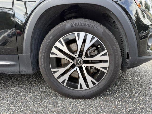 Photo of 2024 Night Black Mercedes-Benz GLB 250