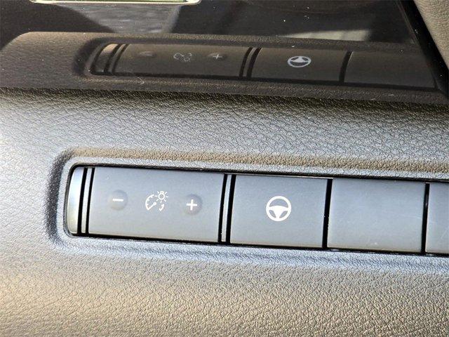 Photo of 2024 Brilliant Silver Metallic Nissan Pathfinder