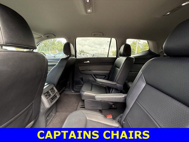 Photo of 2021 Deep Black Pearl Volkswagen Atlas