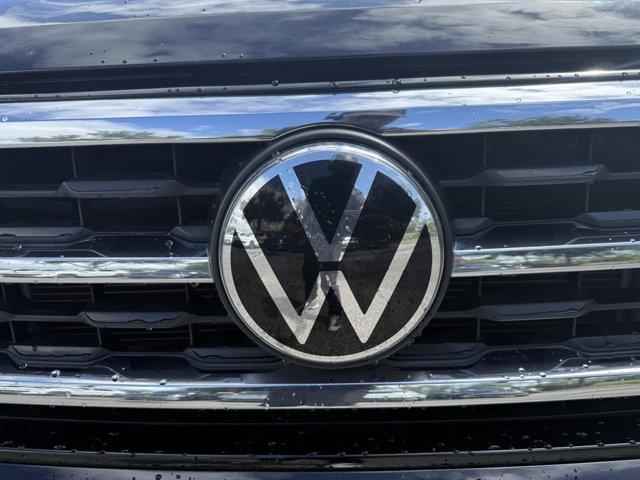 Photo of 2021 Deep Black Pearl Volkswagen Atlas