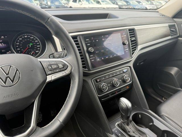 Photo of 2021 Deep Black Pearl Volkswagen Atlas