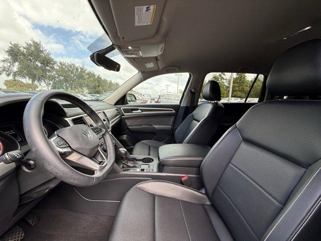 Photo of 2021 Deep Black Pearl Volkswagen Atlas