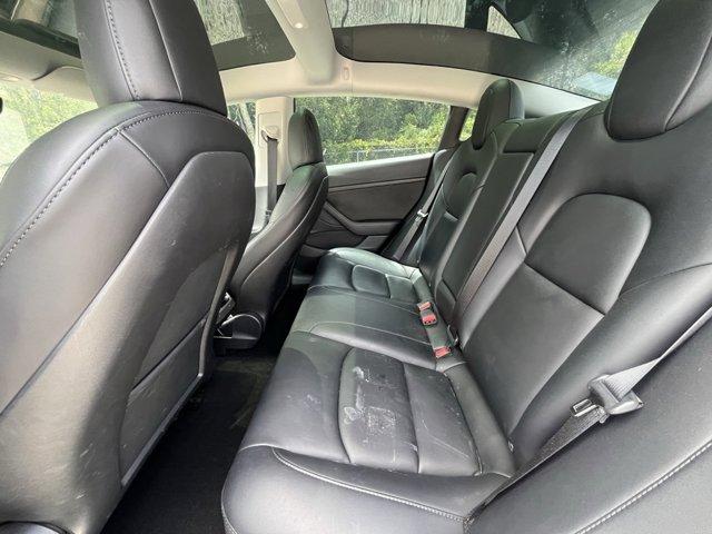 Photo of 2022 Gray Tesla Model 3