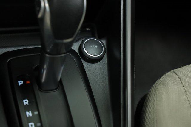 Photo of 2022 Diamond White Ford EcoSport