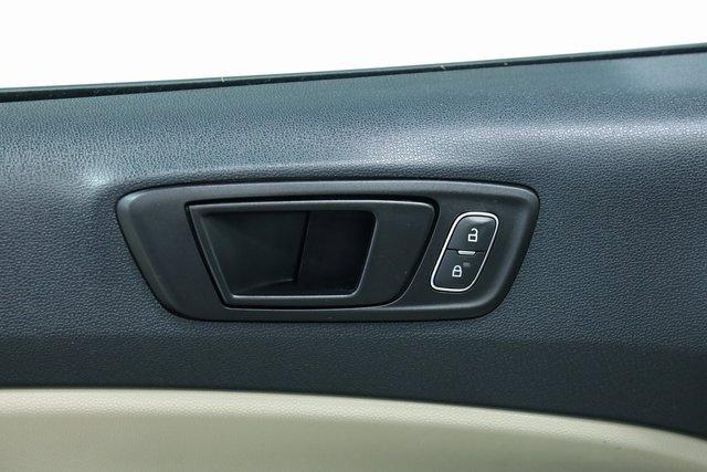 Photo of 2022 Diamond White Ford EcoSport