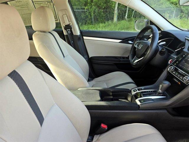 Photo of 2017 Burgundy Night Pearl Honda Civic