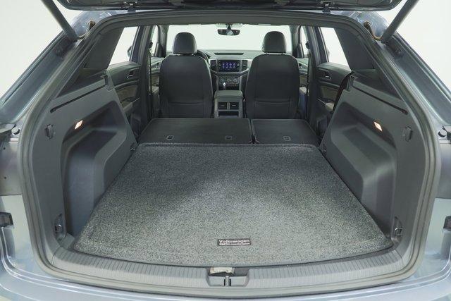 Photo of 2021 Platinum Gray Metallic Volkswagen Atlas Cross Sport