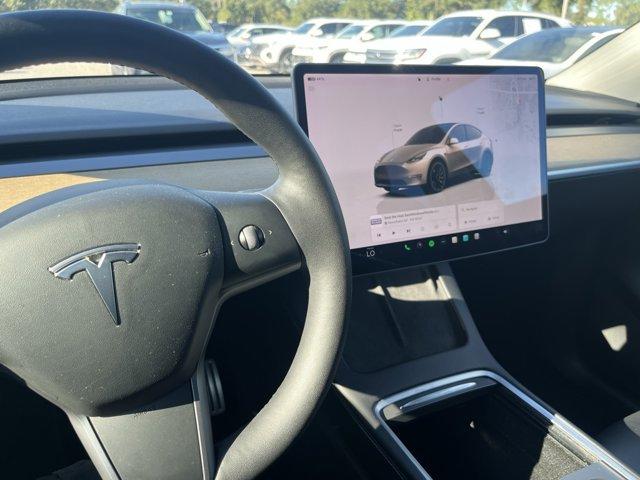 Photo of 2022 Midnight Silver Metallic Tesla Model Y