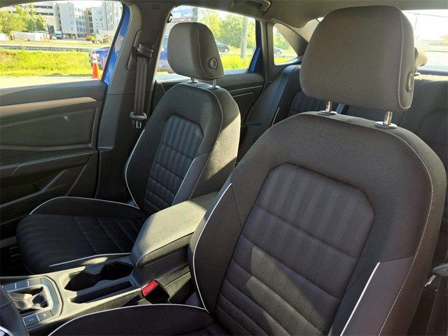 Photo of 2024 Rising Blue Metallic Volkswagen Jetta