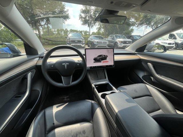 Photo of 2023 Midnight Silver Metallic Tesla Model 3