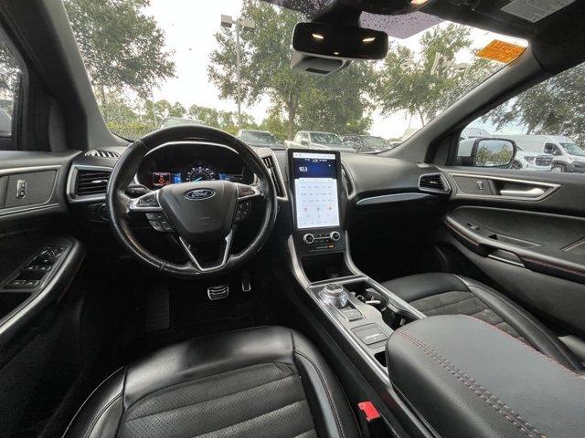 Photo of 2021 Star White Metallic Tri-Coat Ford Edge