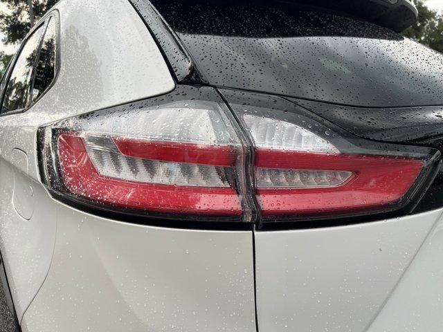 Photo of 2021 Star White Metallic Tri-Coat Ford Edge