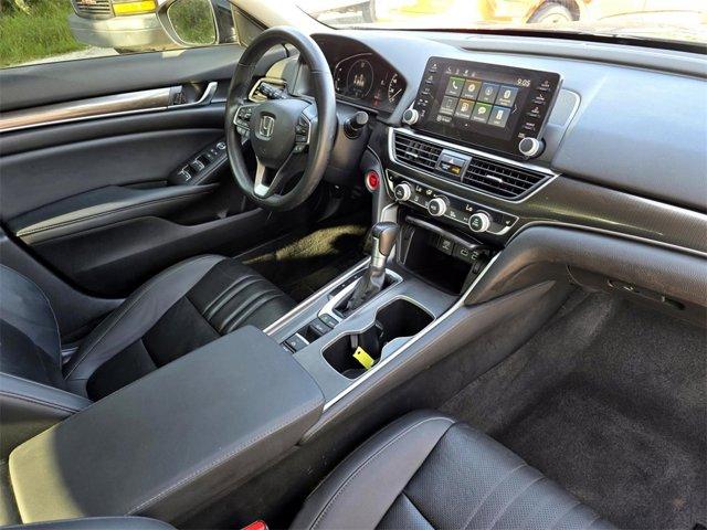 Photo of 2022 Crystal Black Pearl Honda Accord