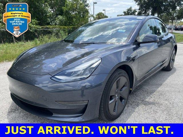 Photo of 2022 Midnight Silver Metallic Tesla Model 3