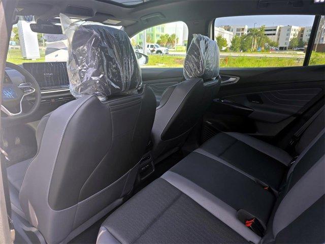 Photo of 2025 White Volkswagen ID.4