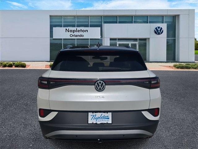 Photo of 2025 White Volkswagen ID.4