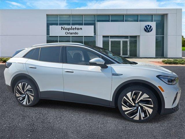 Photo of 2025 White Volkswagen ID.4