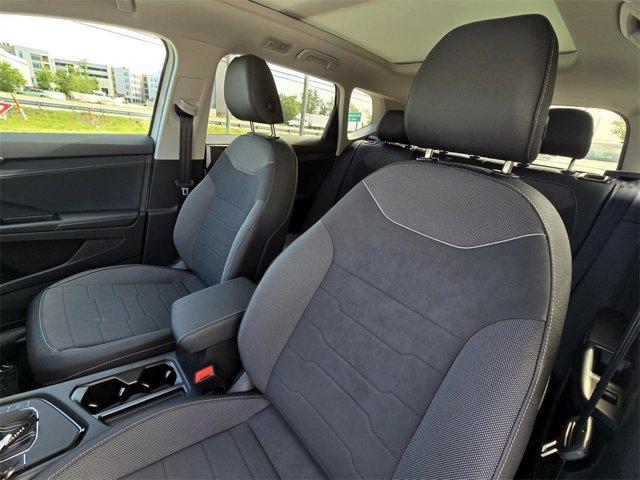 Photo of 2025 White Volkswagen Taos