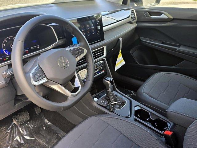 Photo of 2025 White Volkswagen Taos