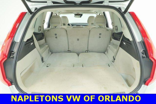 Photo of 2016 Crystal White Pearl Volvo XC90