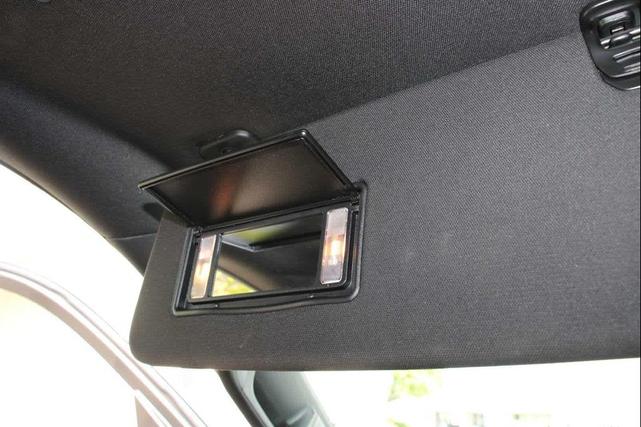 Photo of 2024 Silver RAM 1500