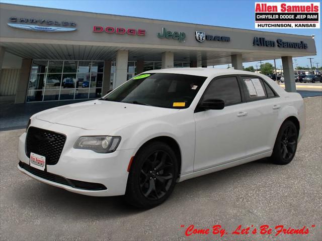 2023 Chrysler 300