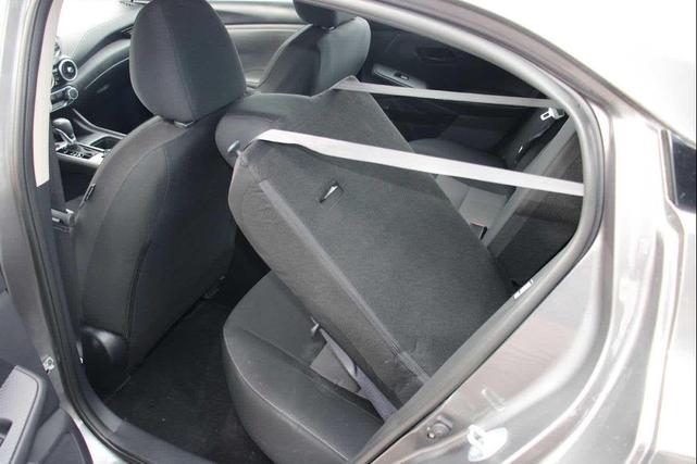 Photo of 2025 Gray Nissan Sentra