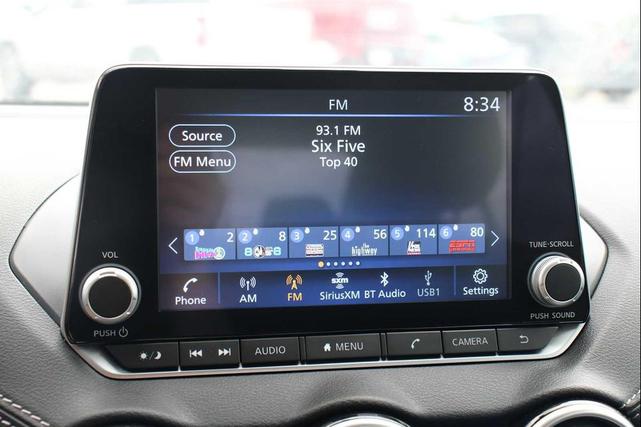 Photo of 2025 Gray Nissan Sentra