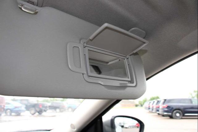 Photo of 2025 Gray Nissan Sentra