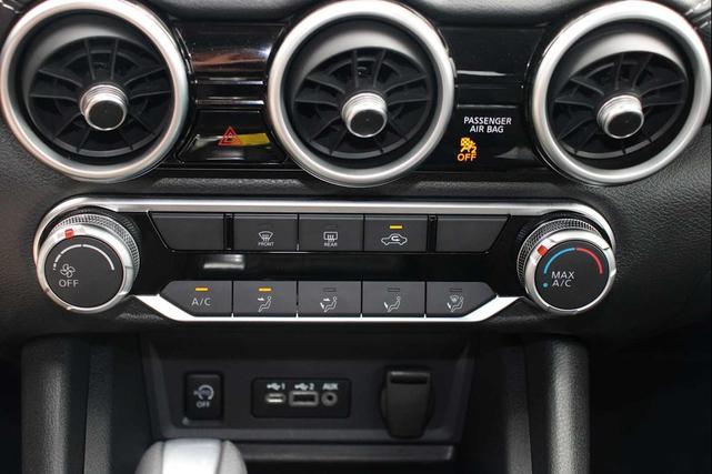 Photo of 2025 Gray Nissan Sentra