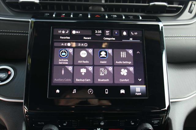 Photo of 2025 Gray Jeep Grand Cherokee