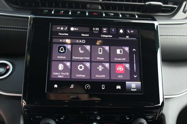 Photo of 2025 Gray Jeep Grand Cherokee