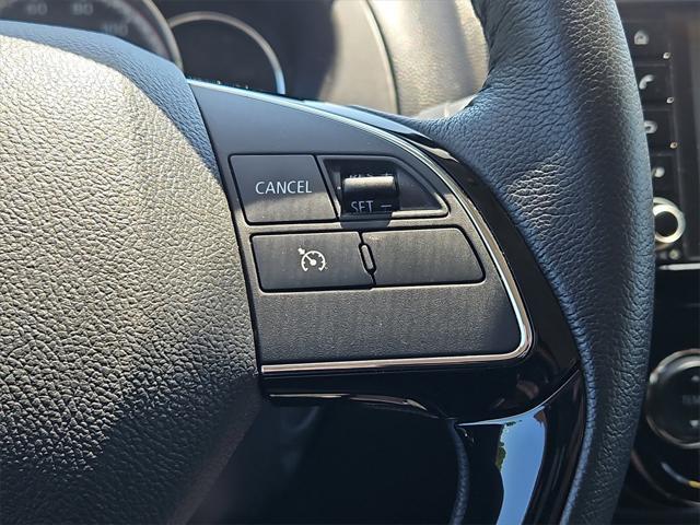 Photo of 2024 Silver Mitsubishi Mirage G4