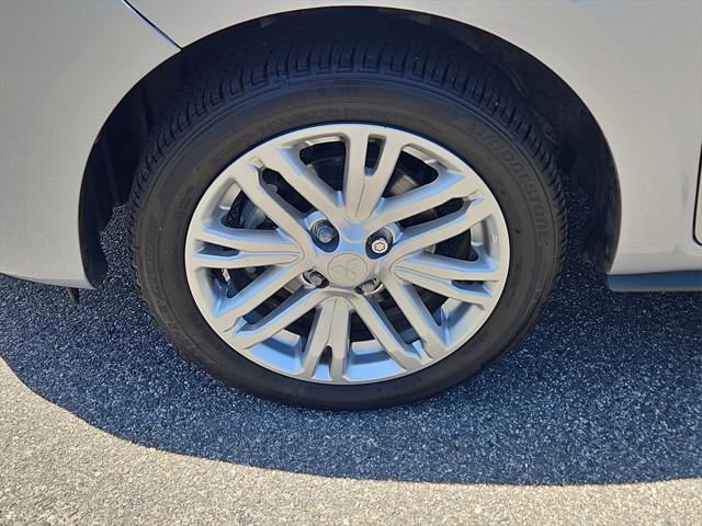 Photo of 2024 Silver Mitsubishi Mirage G4
