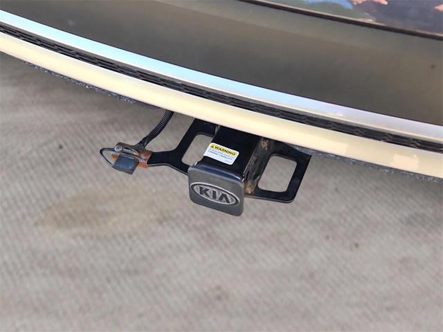 Photo of 2022 Platinum Graphite Kia Sorento Hybrid